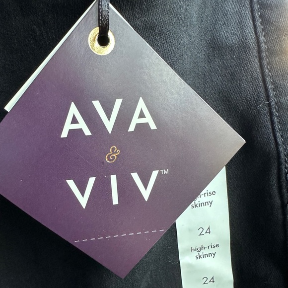 Ava & Viv 24W High-Rise Fitted Hip & Thigh Stretch Black Jeans NWT - Picture 2 of 6